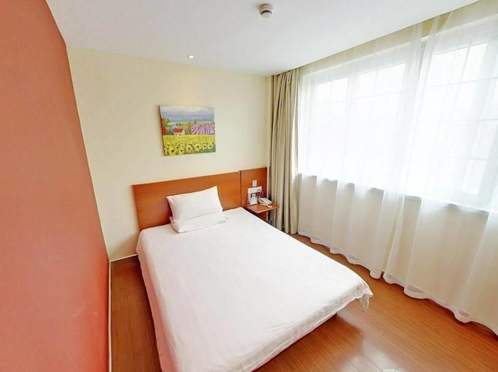 Hanting Hotel Shanghai Hongkou Football Stadium Bagian luar foto