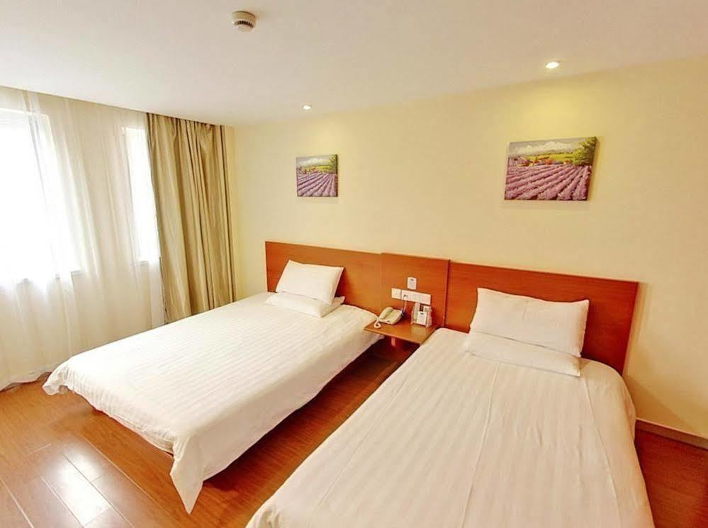 Hanting Hotel Shanghai Hongkou Football Stadium Bagian luar foto