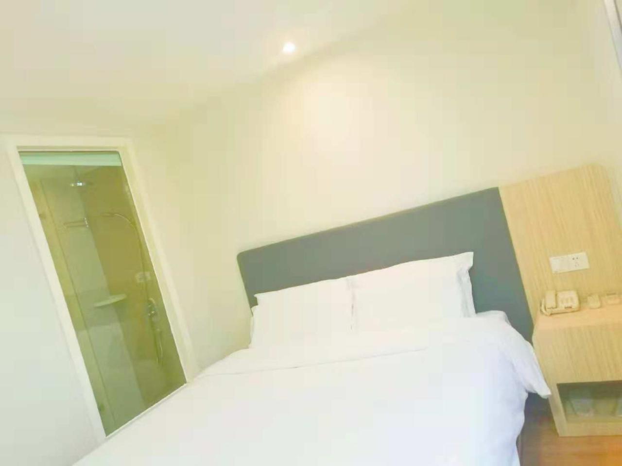 Hanting Hotel Shanghai Hongkou Football Stadium Bagian luar foto