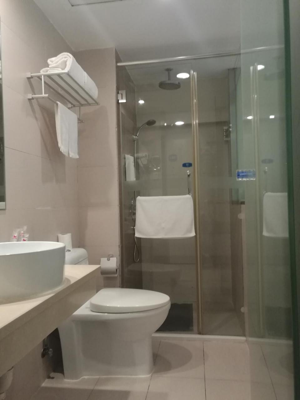 Hanting Hotel Shanghai Hongkou Football Stadium Bagian luar foto